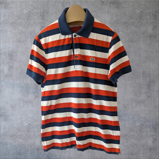 Polo Lacoste vintage a rayas azul marino, blanco y naranja estilo Y2K francés retro sporty