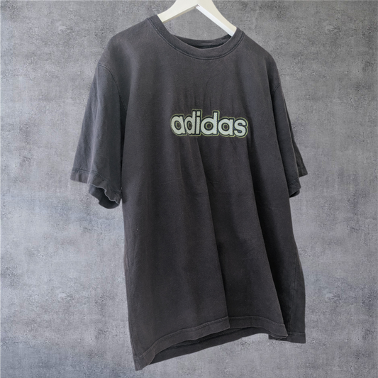 Camiseta Adidas vintage auténtica Y2K